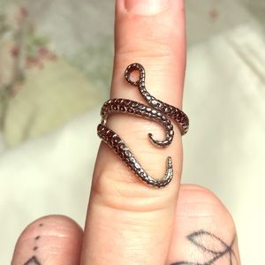 New / Never Worn Octopus Tentacles Ring